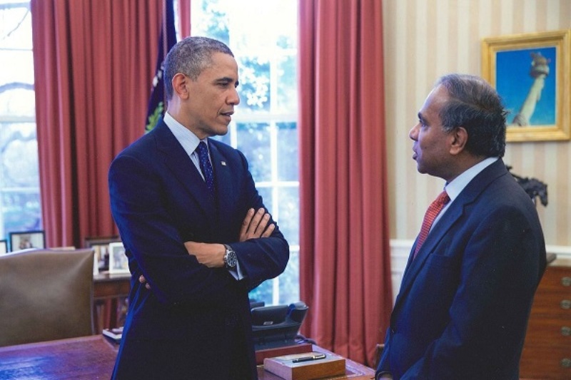 Subra Suresh (right) with U.S. president Barack Obama