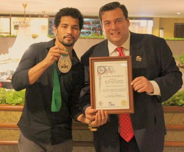 Neeraj Goyat (left) with WBC Asia ‘Honorary Boxer of the year’ Award